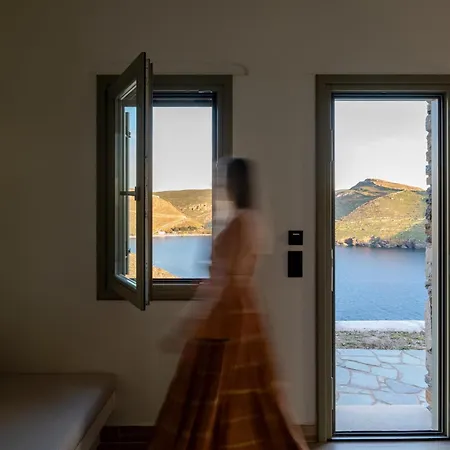 Ξενοδοχείο με διαμερίσματα Petroto Κύθνος