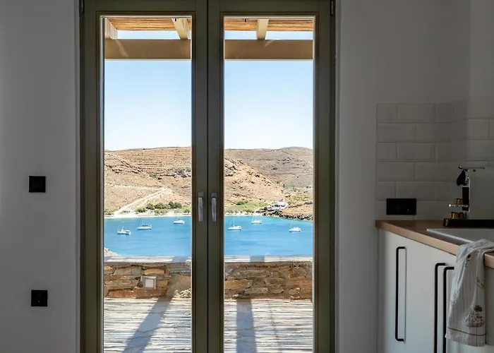 Petroto Aparthotel 3*