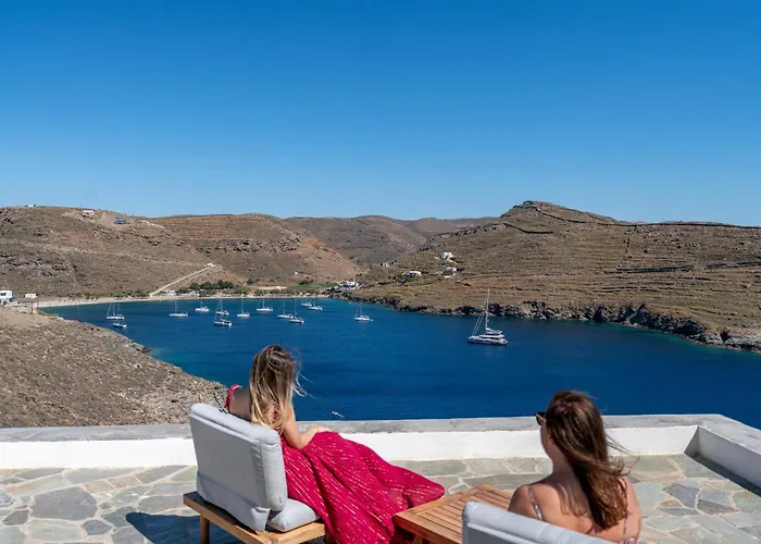 Petroto Aparthotel 3*